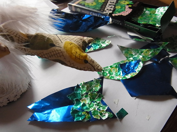 紙で作る小鳥