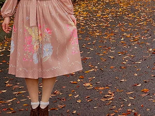 花柄パネルプリントワンピースのスカート