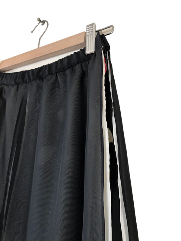ワンピースリメイク 黒のロングスカート 完成編 ヴィンテージ アンティーク古着 リメイク服のお店ブログ